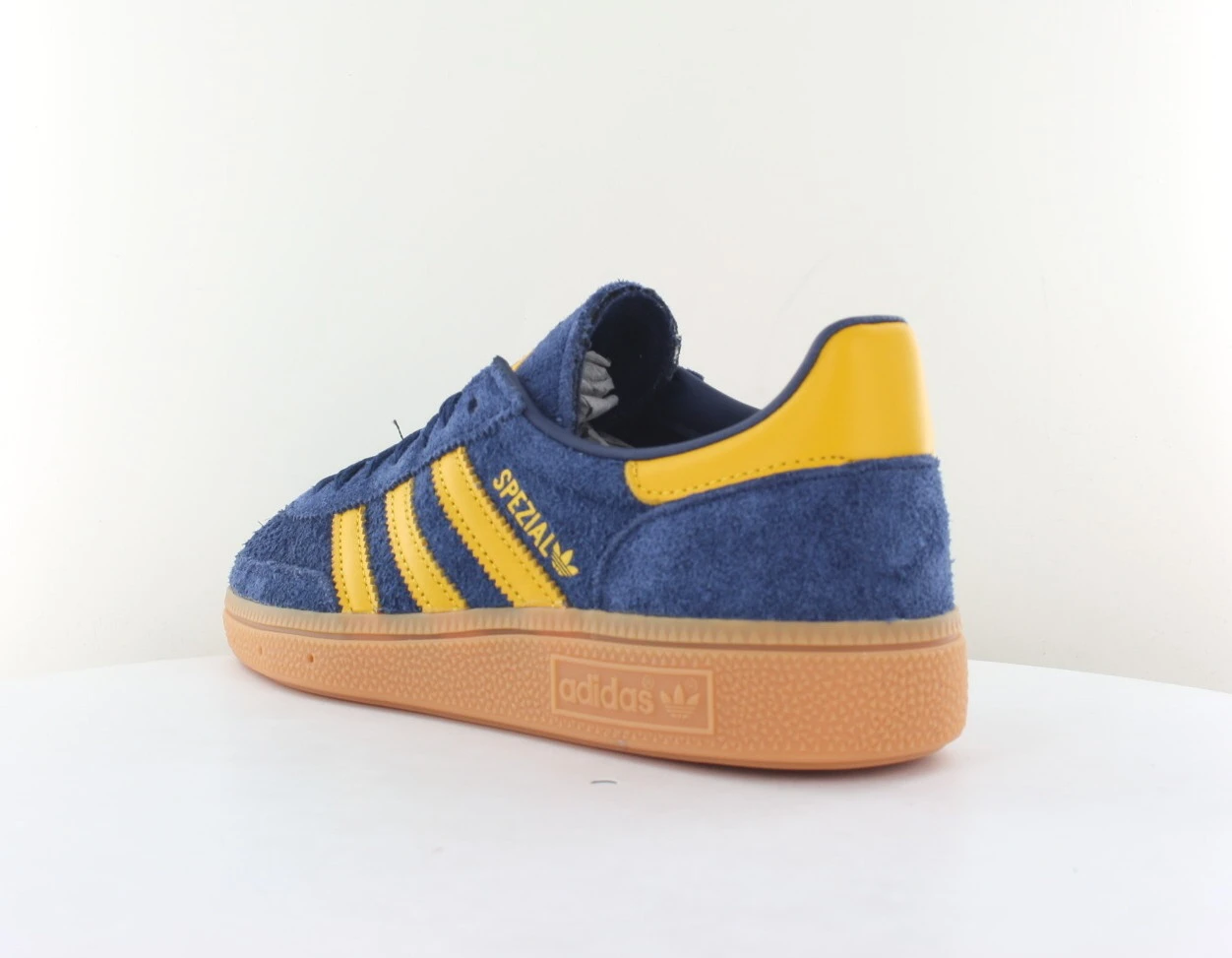 Adidas Adidas Spezial Bleu Marine Jaune Gomme 2 Adidas Adidas Spezial Bleu Marine Jaune Gomme – Image 2